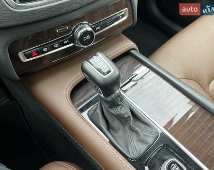 Серый Вольво ХС90, объемом двигателя 1.97 л и пробегом 99 тыс. км за 32999 $, фото 37 на Automoto.ua