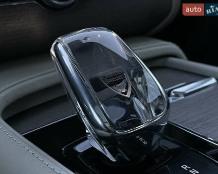 Серый Вольво ХС90, объемом двигателя 1.97 л и пробегом 159 тыс. км за 38999 $, фото 43 на Automoto.ua