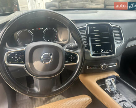 Сірий Вольво ХС90, об'ємом двигуна 0 л та пробігом 150 тис. км за 46000 $, фото 3 на Automoto.ua