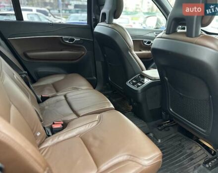 Серый Вольво ХС90, объемом двигателя 1.97 л и пробегом 128 тыс. км за 45000 $, фото 16 на Automoto.ua