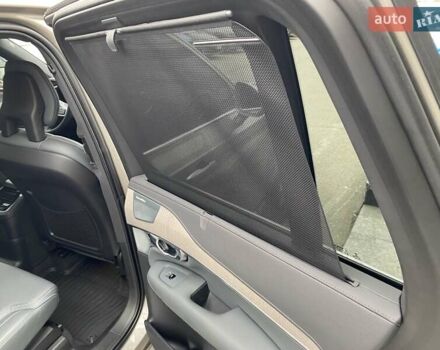 Серый Вольво ХС90, объемом двигателя 1.97 л и пробегом 42 тыс. км за 54000 $, фото 14 на Automoto.ua