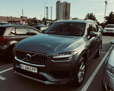 Серый Вольво ХС90, объемом двигателя 2 л и пробегом 60 тыс. км за 44400 $, фото 2 на Automoto.ua