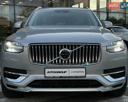 Серый Вольво ХС90, объемом двигателя 1.97 л и пробегом 159 тыс. км за 38999 $, фото 3 на Automoto.ua