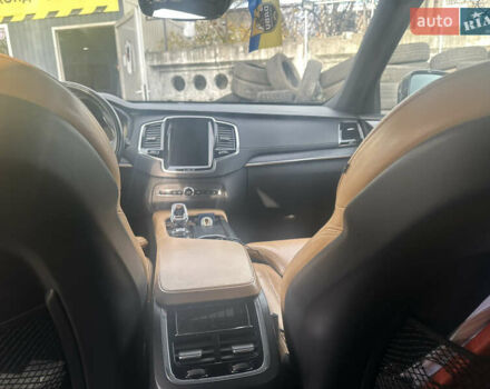 Сірий Вольво ХС90, об'ємом двигуна 0 л та пробігом 150 тис. км за 46000 $, фото 5 на Automoto.ua