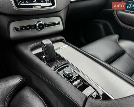 Серый Вольво ХС90, объемом двигателя 1.97 л и пробегом 127 тыс. км за 47900 $, фото 25 на Automoto.ua