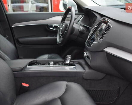 Серый Вольво ХС90, объемом двигателя 1.97 л и пробегом 150 тыс. км за 33300 $, фото 5 на Automoto.ua