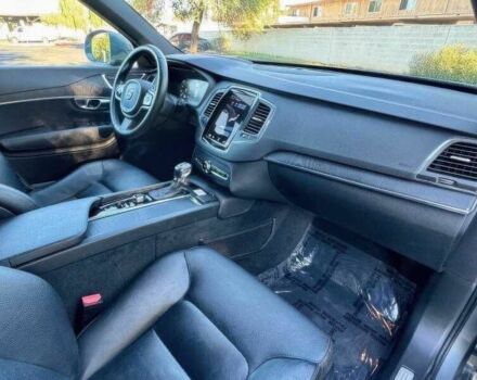 Сірий Вольво ХС90, об'ємом двигуна 2 л та пробігом 56 тис. км за 22600 $, фото 11 на Automoto.ua