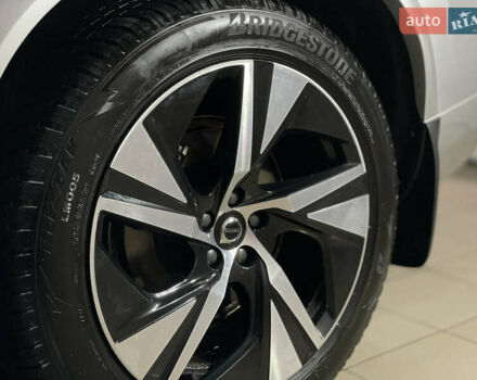 Вольво ХС90 2020 у Сумах на Automoto.ua Сірий Вольво ХС90, об'ємом двигуна 1.97 л та пробігом 64 тис. км за 53000 $, фото 19 на Automoto.ua