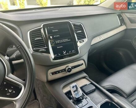 Серый Вольво ХС90, объемом двигателя 1.97 л и пробегом 33 тыс. км за 49800 $, фото 11 на Automoto.ua