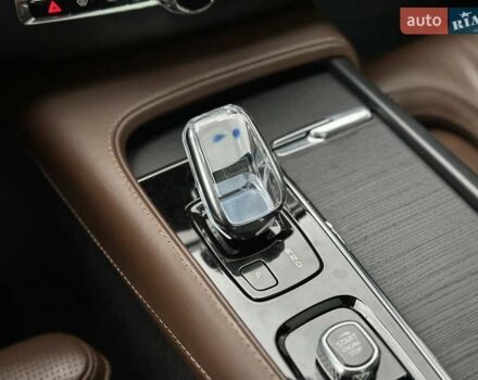 Серый Вольво ХС90, объемом двигателя 1.97 л и пробегом 128 тыс. км за 45000 $, фото 26 на Automoto.ua