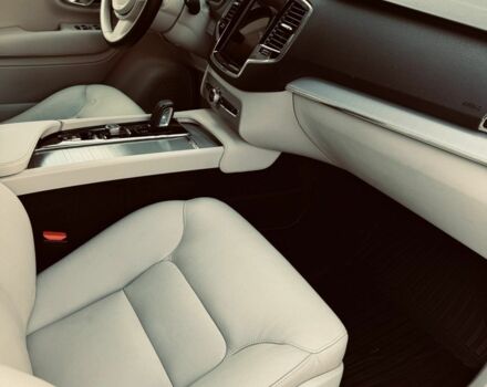 Серый Вольво ХС90, объемом двигателя 2 л и пробегом 60 тыс. км за 44400 $, фото 10 на Automoto.ua