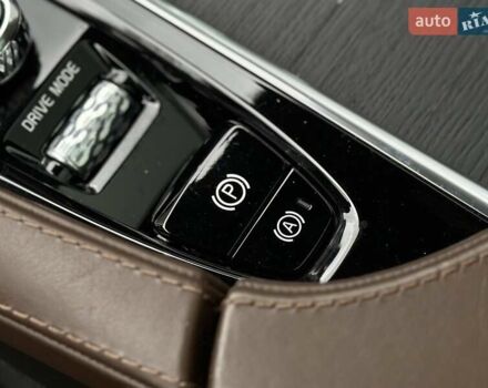Серый Вольво ХС90, объемом двигателя 1.97 л и пробегом 128 тыс. км за 45000 $, фото 28 на Automoto.ua