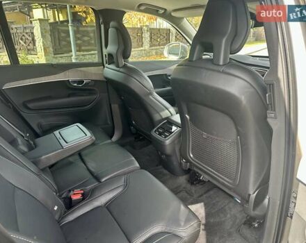 Серый Вольво ХС90, объемом двигателя 1.97 л и пробегом 33 тыс. км за 49800 $, фото 13 на Automoto.ua