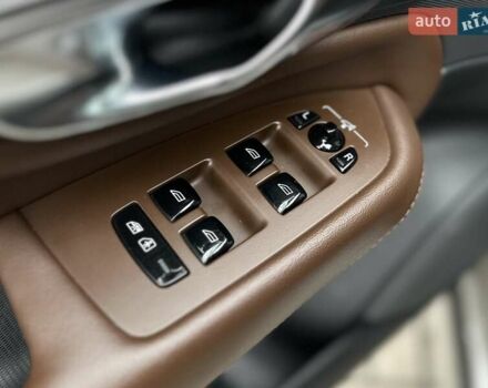 Серый Вольво ХС90, объемом двигателя 1.97 л и пробегом 128 тыс. км за 45000 $, фото 32 на Automoto.ua