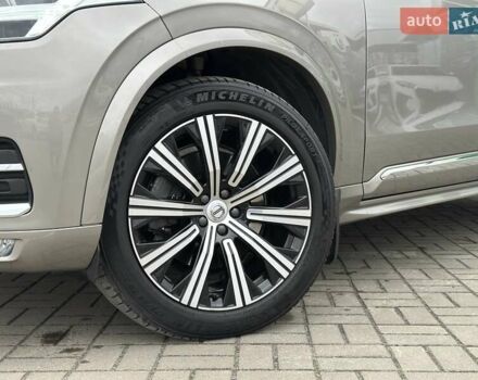 Серый Вольво ХС90, объемом двигателя 1.97 л и пробегом 128 тыс. км за 45000 $, фото 2 на Automoto.ua