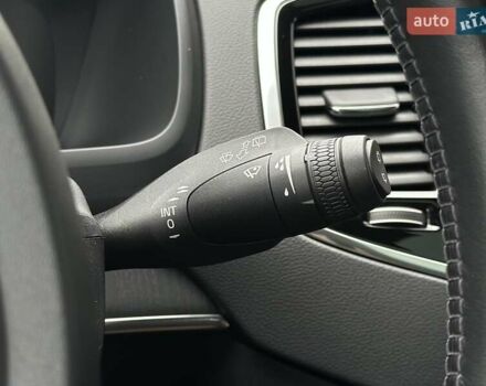 Серый Вольво ХС90, объемом двигателя 1.97 л и пробегом 128 тыс. км за 45000 $, фото 39 на Automoto.ua