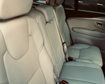 Серый Вольво ХС90, объемом двигателя 2 л и пробегом 60 тыс. км за 44400 $, фото 12 на Automoto.ua