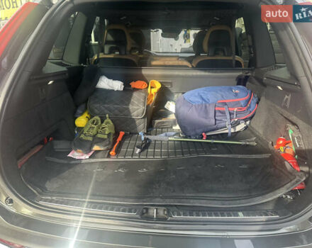 Сірий Вольво ХС90, об'ємом двигуна 0 л та пробігом 150 тис. км за 46000 $, фото 8 на Automoto.ua