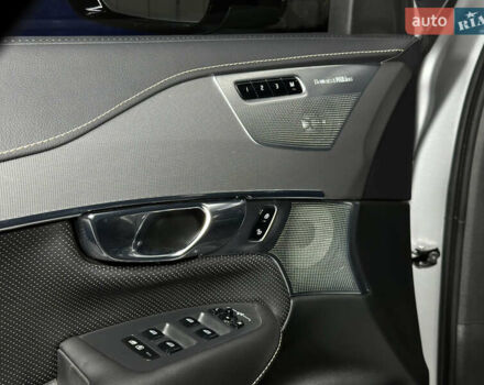 Вольво ХС90 2020 у Сумах на Automoto.ua Сірий Вольво ХС90, об'ємом двигуна 1.97 л та пробігом 64 тис. км за 53000 $, фото 28 на Automoto.ua