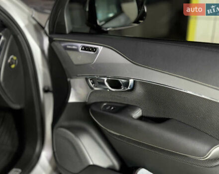 Вольво ХС90 2020 у Сумах на Automoto.ua Сірий Вольво ХС90, об'ємом двигуна 1.97 л та пробігом 64 тис. км за 53000 $, фото 40 на Automoto.ua