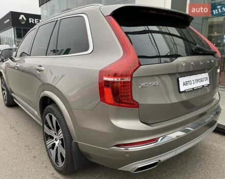 Серый Вольво ХС90, объемом двигателя 1.97 л и пробегом 42 тыс. км за 54000 $, фото 3 на Automoto.ua