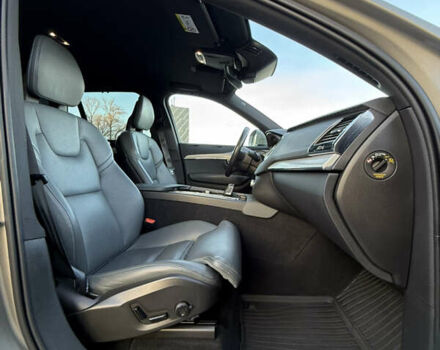 Серый Вольво ХС90, объемом двигателя 1.97 л и пробегом 147 тыс. км за 39800 $, фото 30 на Automoto.ua