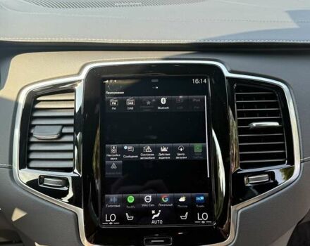 Вольво ХС90 2021 в Киеве на Automoto.ua Серый Вольво ХС90, объемом двигателя 1.97 л и пробегом 56 тыс. км за 53000 $, фото 20 на Automoto.ua