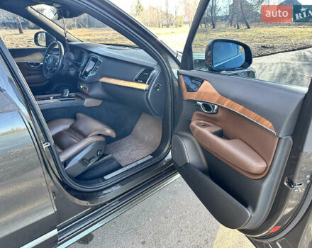 Серый Вольво ХС90, объемом двигателя 1.97 л и пробегом 103 тыс. км за 39999 $, фото 20 на Automoto.ua