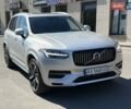 Серый Вольво ХС90, объемом двигателя 1.97 л и пробегом 39 тыс. км за 52800 $, фото 2 на Automoto.ua