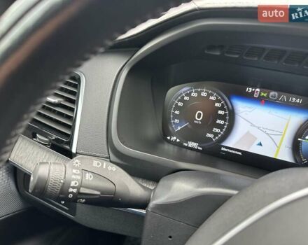Вольво ХС90 2021 в Киеве на Automoto.ua Серый Вольво ХС90, объемом двигателя 1.97 л и пробегом 163 тыс. км за 49900 $, фото 25 на Automoto.ua