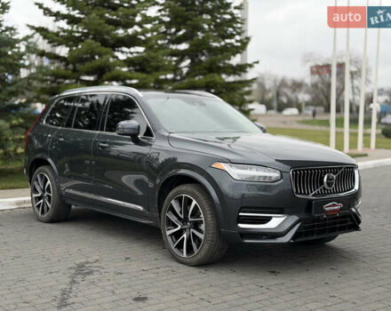 Серый Вольво ХС90, объемом двигателя 2 л и пробегом 27 тыс. км за 52000 $, фото 3 на Automoto.ua