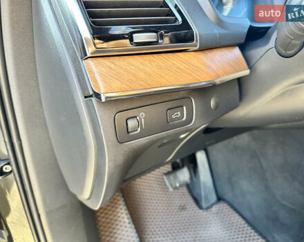 Серый Вольво ХС90, объемом двигателя 1.97 л и пробегом 103 тыс. км за 39999 $, фото 29 на Automoto.ua