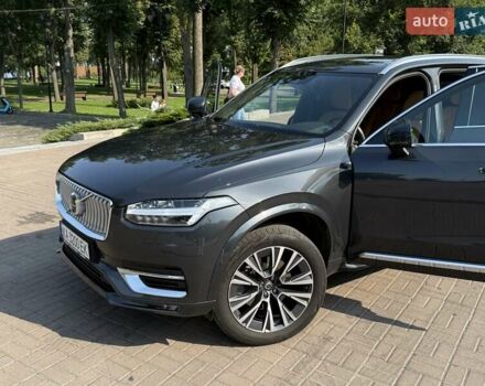 Вольво ХС90 2021 в Киеве на Automoto.ua Серый Вольво ХС90, объемом двигателя 1.97 л и пробегом 56 тыс. км за 53000 $, фото 12 на Automoto.ua