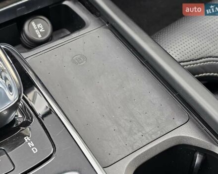 Серый Вольво ХС90, объемом двигателя 1.97 л и пробегом 100 тыс. км за 47777 $, фото 73 на Automoto.ua