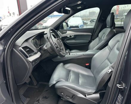 Сірий Вольво ХС90, об'ємом двигуна 2 л та пробігом 120 тис. км за 41900 $, фото 13 на Automoto.ua