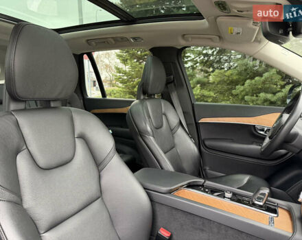 Серый Вольво ХС90, объемом двигателя 2 л и пробегом 27 тыс. км за 52000 $, фото 12 на Automoto.ua