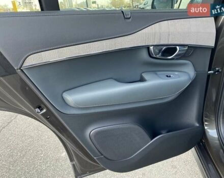 Серый Вольво ХС90, объемом двигателя 1.97 л и пробегом 121 тыс. км за 45360 $, фото 8 на Automoto.ua