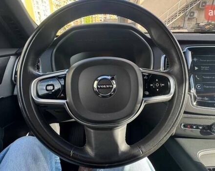 Сірий Вольво ХС90, об'ємом двигуна 1.97 л та пробігом 63 тис. км за 55689 $, фото 9 на Automoto.ua