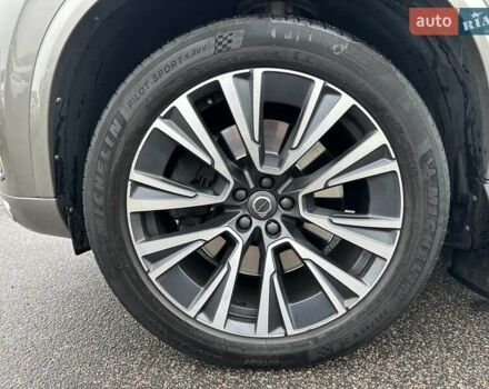 Вольво ХС90 2021 в Киеве на Automoto.ua Серый Вольво ХС90, объемом двигателя 1.97 л и пробегом 163 тыс. км за 49900 $, фото 14 на Automoto.ua