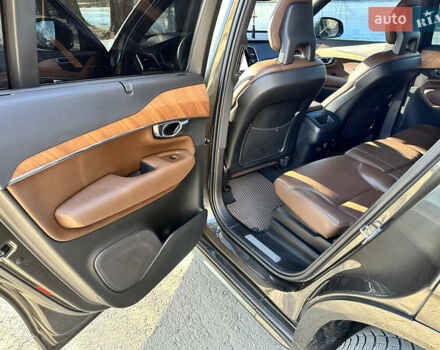 Серый Вольво ХС90, объемом двигателя 1.97 л и пробегом 103 тыс. км за 39999 $, фото 14 на Automoto.ua