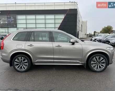 Вольво ХС90 2021 в Киеве на Automoto.ua Серый Вольво ХС90, объемом двигателя 1.97 л и пробегом 163 тыс. км за 49900 $, фото 7 на Automoto.ua