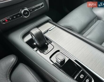 Сірий Вольво ХС90, об'ємом двигуна 1.97 л та пробігом 120 тис. км за 41900 $, фото 30 на Automoto.ua