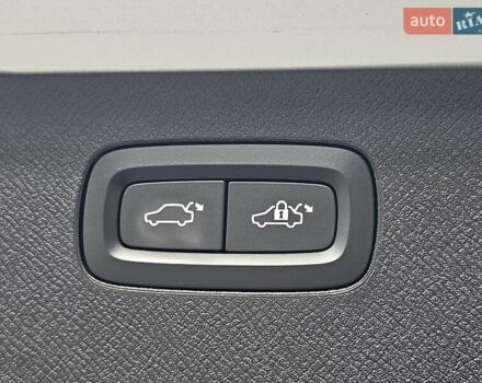 Серый Вольво ХС90, объемом двигателя 1.97 л и пробегом 100 тыс. км за 47777 $, фото 21 на Automoto.ua