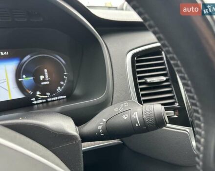 Вольво ХС90 2021 в Киеве на Automoto.ua Серый Вольво ХС90, объемом двигателя 1.97 л и пробегом 163 тыс. км за 49900 $, фото 26 на Automoto.ua