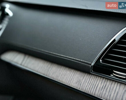 Вольво ХС90 2021 в Киеве на Automoto.ua Серый Вольво ХС90, объемом двигателя 2 л и пробегом 9 тыс. км за 63000 $, фото 28 на Automoto.ua