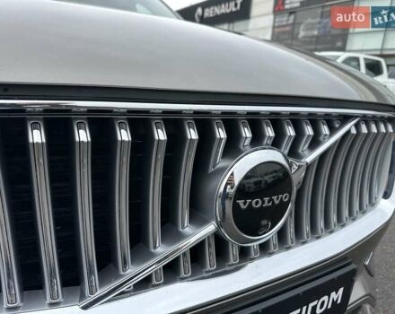 Вольво ХС90 2021 в Киеве на Automoto.ua Серый Вольво ХС90, объемом двигателя 1.97 л и пробегом 163 тыс. км за 49900 $, фото 13 на Automoto.ua