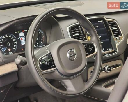 Серый Вольво ХС90, объемом двигателя 1.97 л и пробегом 100 тыс. км за 47777 $, фото 40 на Automoto.ua