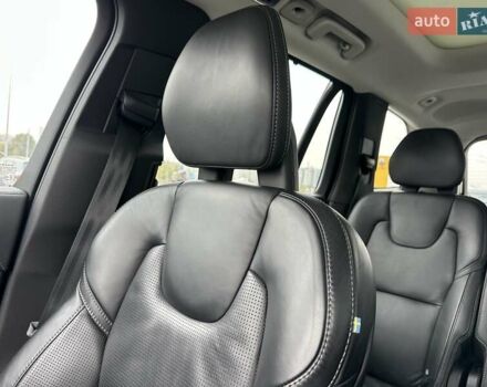 Вольво ХС90 2021 в Киеве на Automoto.ua Серый Вольво ХС90, объемом двигателя 1.97 л и пробегом 163 тыс. км за 49900 $, фото 35 на Automoto.ua