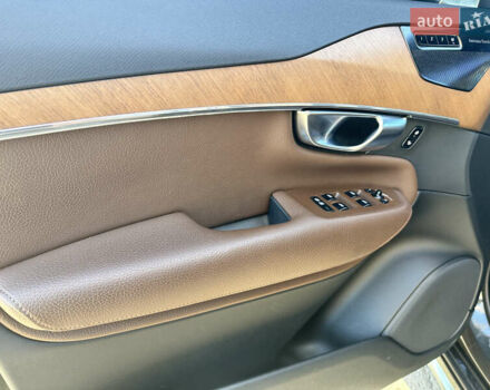 Серый Вольво ХС90, объемом двигателя 1.97 л и пробегом 103 тыс. км за 39999 $, фото 27 на Automoto.ua