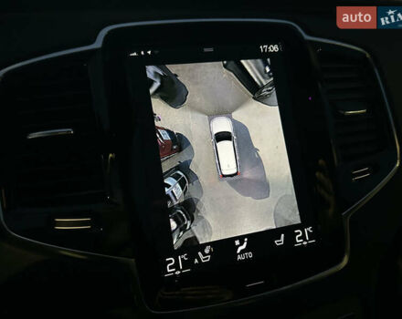 Вольво ХС90 2021 в Киеве на Automoto.ua Серый Вольво ХС90, объемом двигателя 2 л и пробегом 9 тыс. км за 63000 $, фото 42 на Automoto.ua